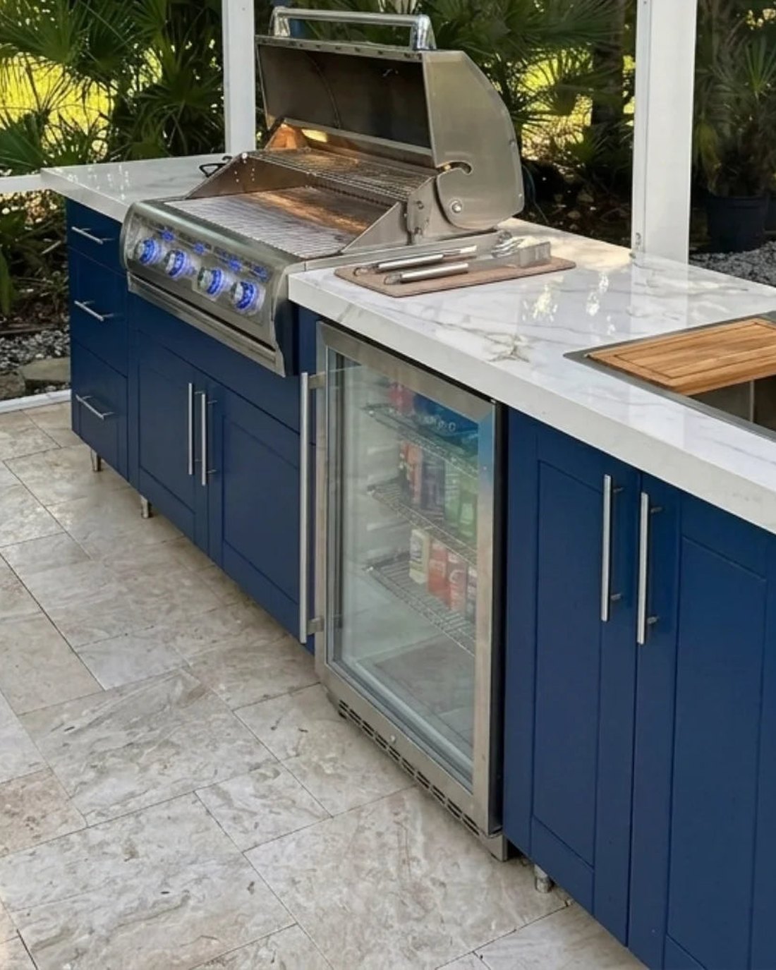 Brisa Prestige outdoor kitchen — concept render